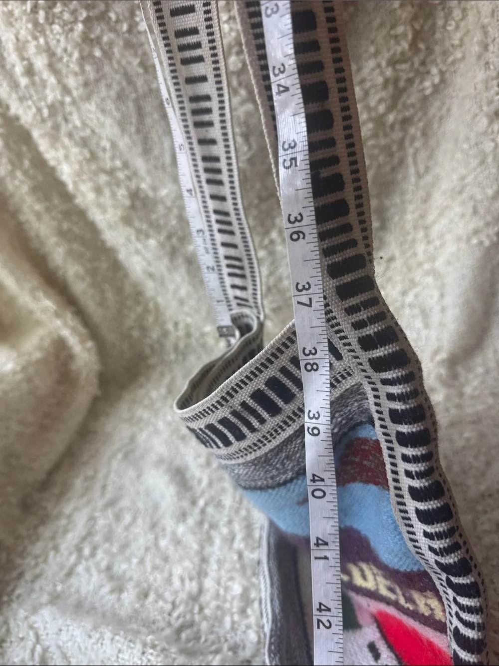 Venezuela Handwoven Crossbody Bag in Multicolor